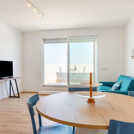 Waterfront Apartment With Seaview Balcony 바리 외부 사진