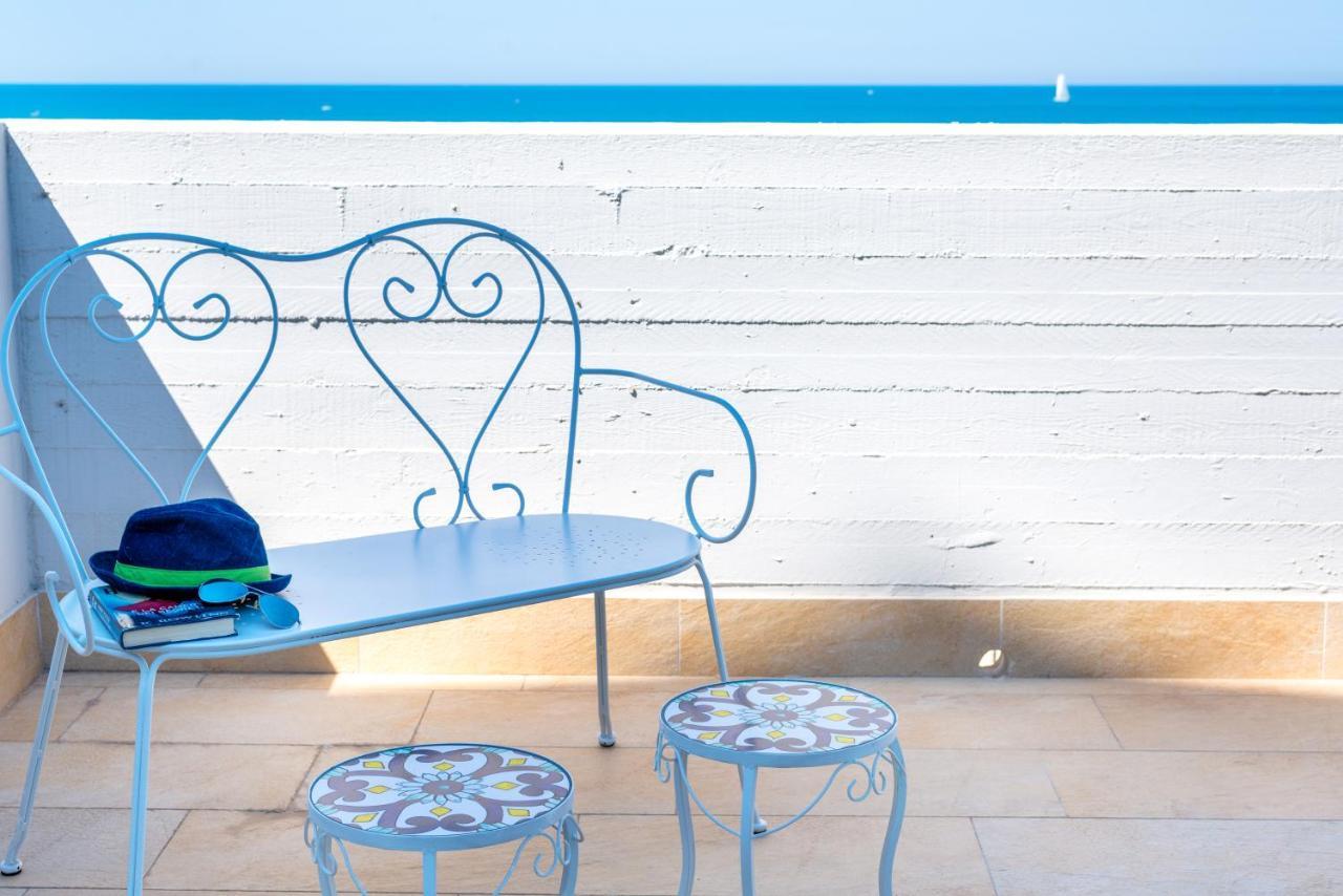 Waterfront Apartment With Seaview Balcony 바리 외부 사진